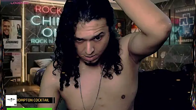 Snapshot of chino_roz chatting on 06-27-26, 12:22 chino roz online show from 06-27-26, 12:22