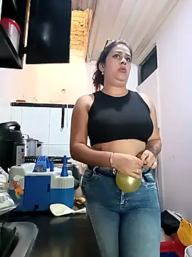 Snapshot of Latina_sexy1 chatting on 10-03-25, 02:51 Latina sexy1 online show from 10-03-25, 02:51