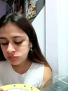 Snapshot of Latina_sexy1 chatting on 10-12-25, 02:35 Latina sexy1 online show from 10-12-25, 02:35