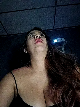 Snapshot of Latina_sexy1 chatting on 09-28-25, 03:13 Latina sexy1 online show from 09-28-25, 03:13