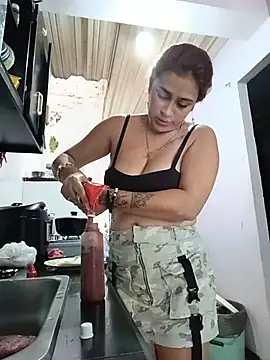 Snapshot of Latina_sexy1 chatting on 07-26-26, 07:10 Latina sexy1 online show from 07-26-26, 07:10