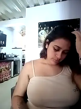 Latina sexy1 online show from 03-26-26, 04:27