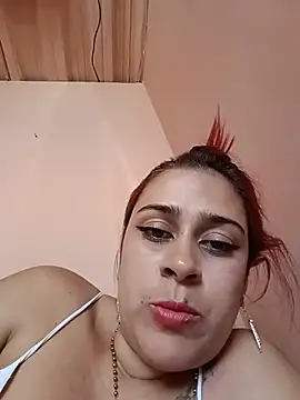 Snapshot of Latina_sexy1 chatting on 06-27-26, 06:25 Latina sexy1 online show from 06-27-26, 06:25