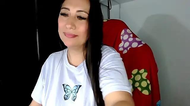 carolinalovee  online show from 01-16-25, 05:11