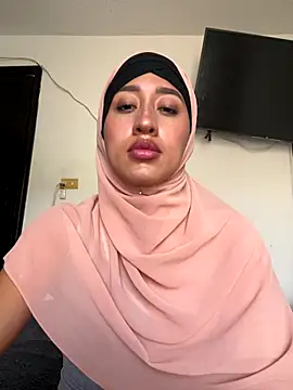 Snapshot of adila_anich chatting on 09-13-25, 09:48 adila anich online show from 09-13-25, 09:48