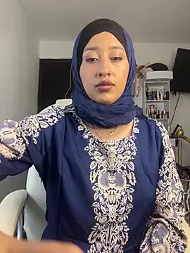 Snapshot of adila_anich chatting on 12-12-24, 11:03 adila anich online show from 12-12-24, 11:03