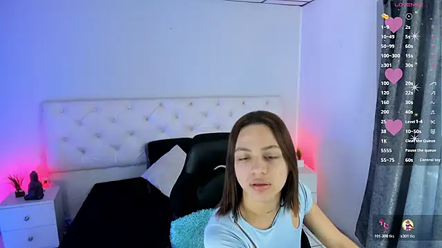 Aron cruz online show from 10-22-25, 01:21