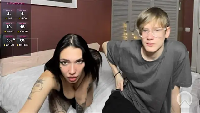 Laura Key online show from 10-26-25, 11:16