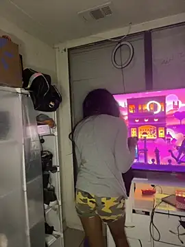 faphouse153250 online show from 10-03-25, 01:53