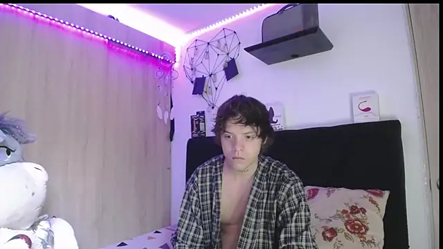 Santiago kiler online show from 03-19-26, 12:05