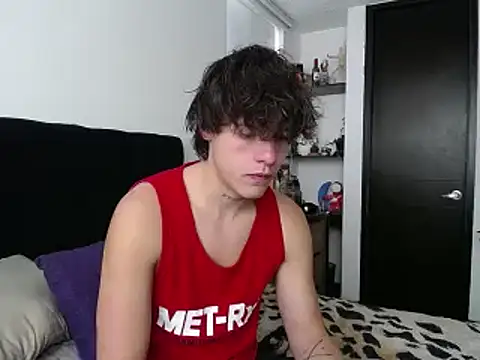 Snapshot of Santiago_kiler chatting on 03-14-25, 12:51 Santiago kiler online show from 03-14-25, 12:51