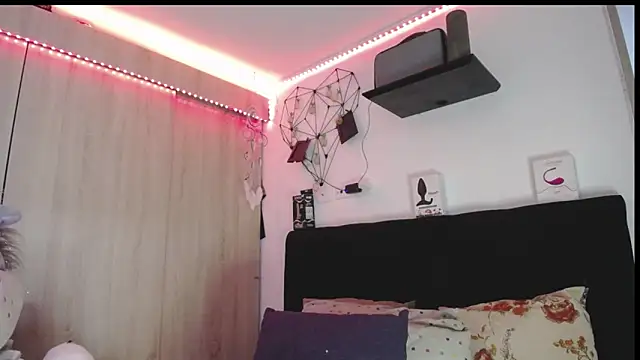 Santiago kiler online show from 03-03-26, 07:32