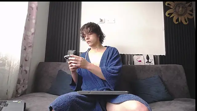 Snapshot of Santiago_kiler chatting on 05-26-26, 02:59 Santiago kiler online show from 05-26-26, 02:59