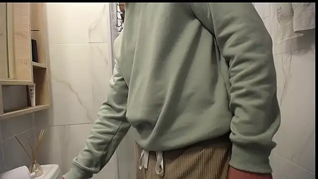 Santiago kiler online show from 10-23-25, 11:31