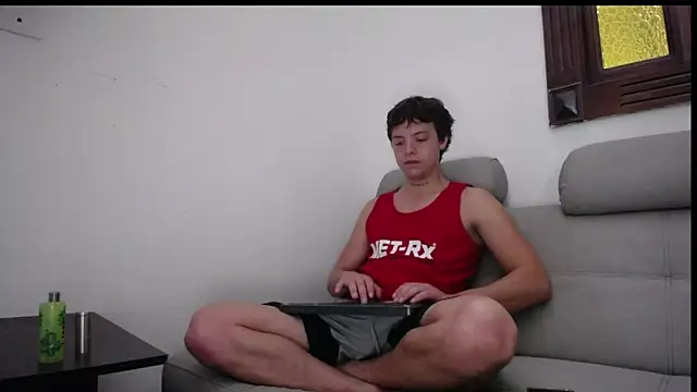 Santiago kiler online show from 11-29-25, 01:11