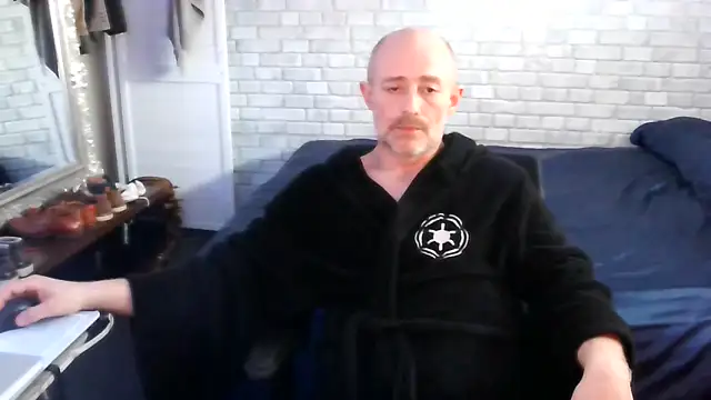 HnH69 online show from 03-04-26, 03:20