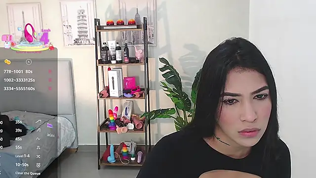 Snapshot of Sassy--Girl chatting on 03-19-25, 06:12 Sassy--Girl online show from 03-19-25, 06:12