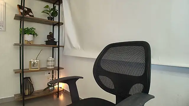 Sassy--Girl online show from 03-13-26, 06:13