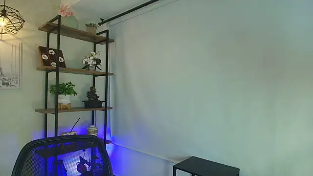 Sassy--Girl online show from 04-10-26, 06:37