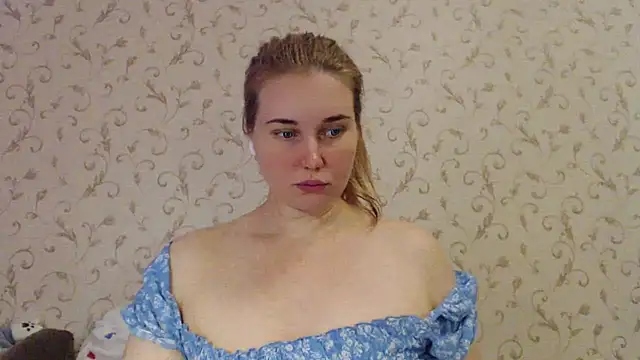 Snapshot of mmmPinUpGirl chatting on 09-14-25, 10:26 mmmPinUpGirl online show from 09-14-25, 10:26
