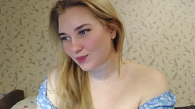 Snapshot of mmmPinUpGirl chatting on 02-25-25, 09:26 mmmPinUpGirl online show from 02-25-25, 09:26