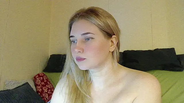 mmmPinUpGirl online show from 10-29-25, 05:56
