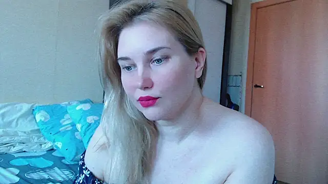 mmmPinUpGirl online show from 06-21-26, 09:59
