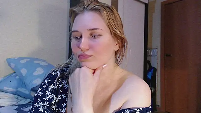 mmmPinUpGirl online show from 06-20-26, 07:52