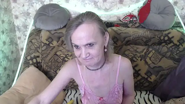 Snapshot of MissBekker chatting on 05-24-26, 07:58 MissBekker online show from 05-24-26, 07:58