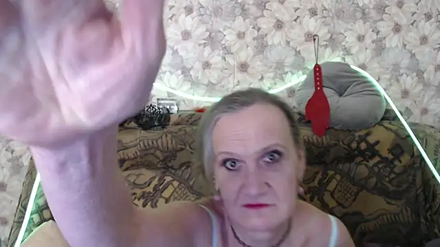 MissBekker online show from 02-12-26, 03:06