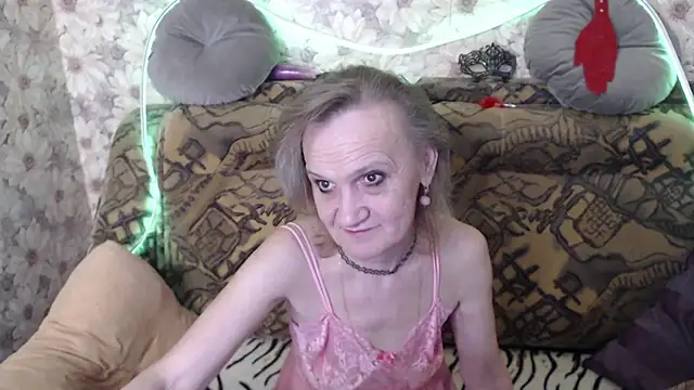 MissBekker online show from 07-08-26, 09:37