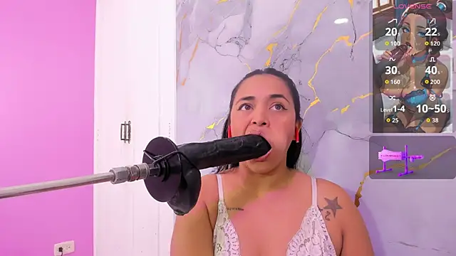 Snapshot of susan__bigass chatting on 04-21-26, 11:39 susan bigass online show from 04-21-26, 11:39