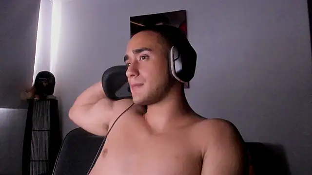 AlexRivera6 online show from 12-19-24, 10:10