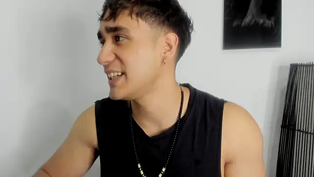 AlexRivera6 online show from 10-04-25, 03:24