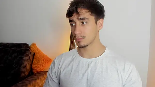 AlexRivera6 online show from 10-30-25, 06:27