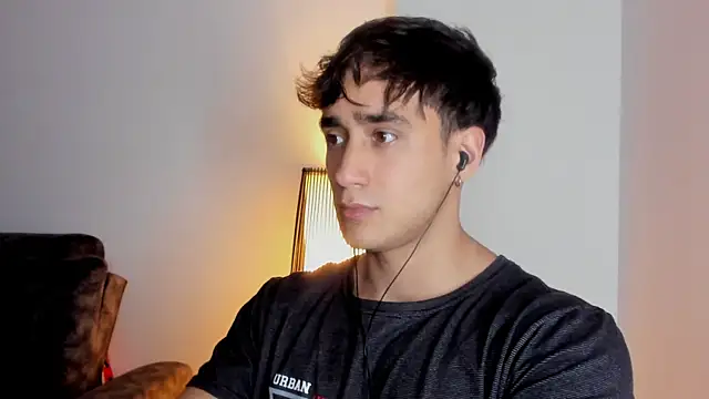 AlexRivera6 online show from 12-16-25, 10:03