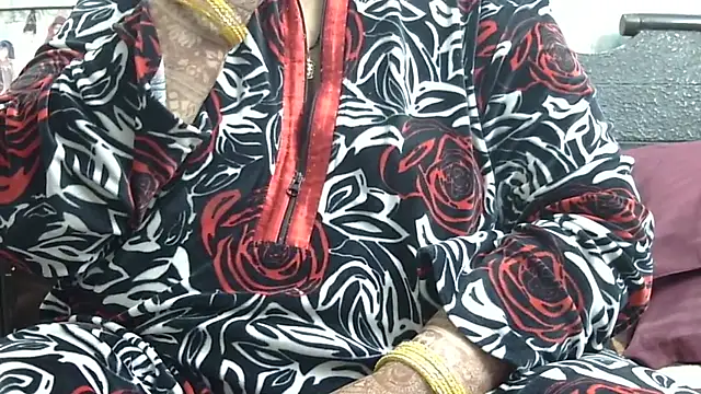 Kavya XX online show from 11-24-25, 06:52