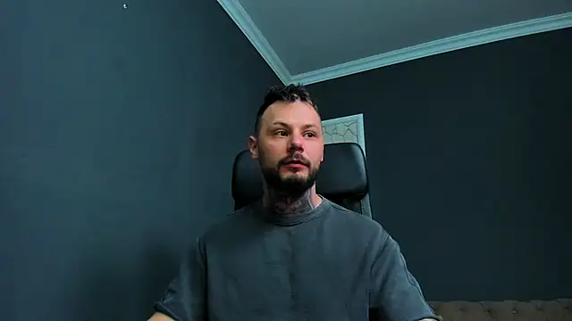 Snapshot of BrianHunts chatting on 04-02-26, 04:41 BrianHunts online show from 04-02-26, 04:41