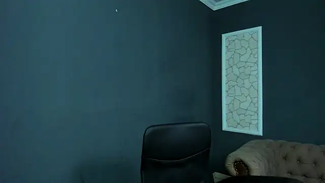 Snapshot of BrianHunts chatting on 07-18-26, 04:43 BrianHunts online show from 07-18-26, 04:43
