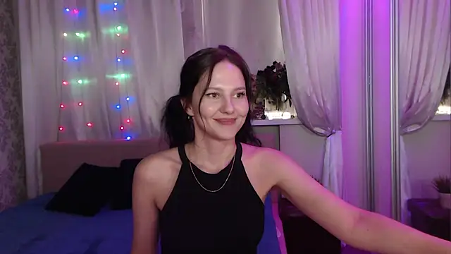 Snapshot of Zlata888 chatting on 06-20-26, 12:32 Zlata888 online show from 06-20-26, 12:32