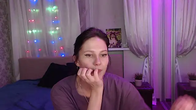 Snapshot of Zlata888 chatting on 05-10-26, 08:33 Zlata888 online show from 05-10-26, 08:33