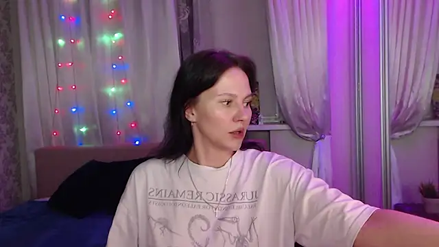 Snapshot of Zlata888 chatting on 05-23-26, 06:07 Zlata888 online show from 05-23-26, 06:07