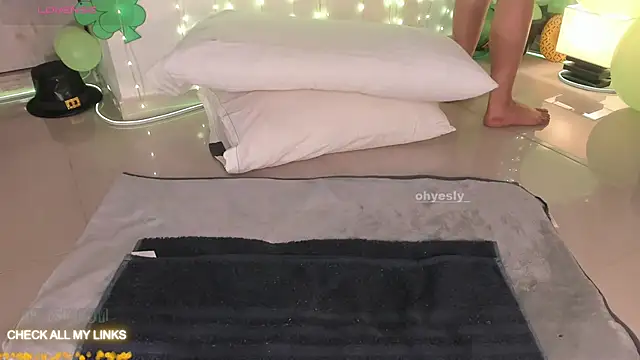 ohyesly  online show from 03-13-26, 10:09