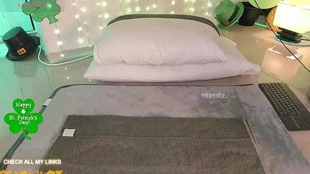 ohyesly  online show from 03-27-26, 10:16