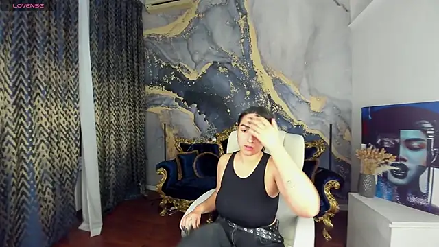 Daphne Moss online show from 03-14-25, 01:57