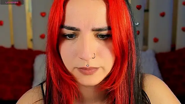 Daphne Moss online show from 02-25-26, 01:55