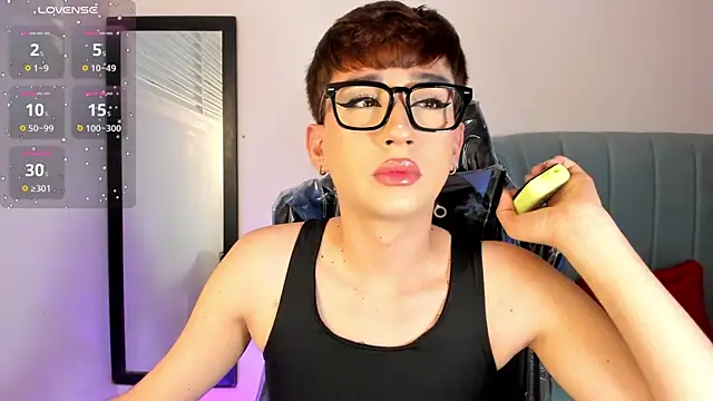 Chris boy  online show from 02-22-26, 09:44