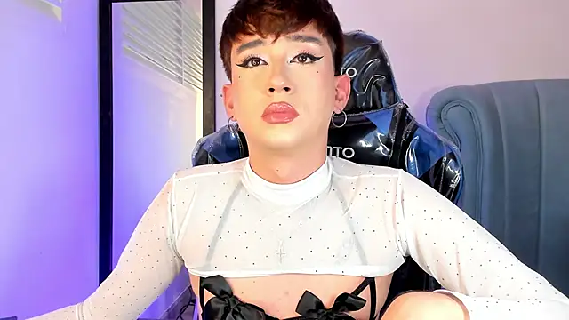 Chris boy  online show from 02-17-26, 06:33