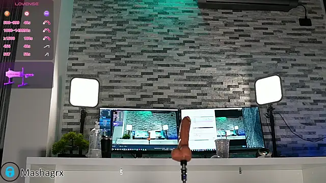 Mashagrx0 online show from 05-30-26, 08:47