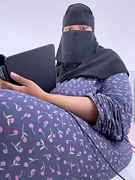 Snapshot of Submissive_Arab chatting on 12-01-24, 06:57 Submissive Arab online show from 12-01-24, 06:57